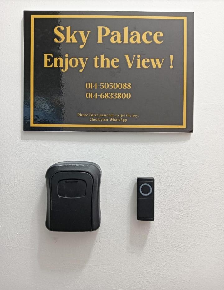 Sky Palace 쿠알라트렝가누 외부 사진